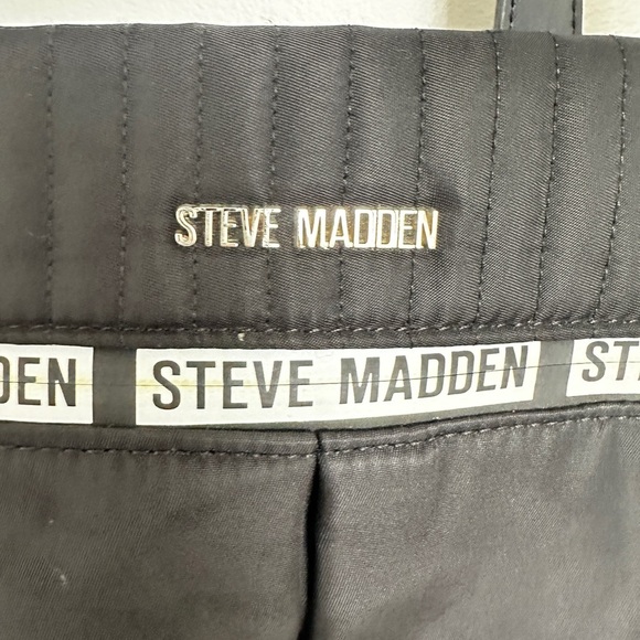 Steve Madden Black Tote Bag with Detachable Strap - Picture 2 of 8